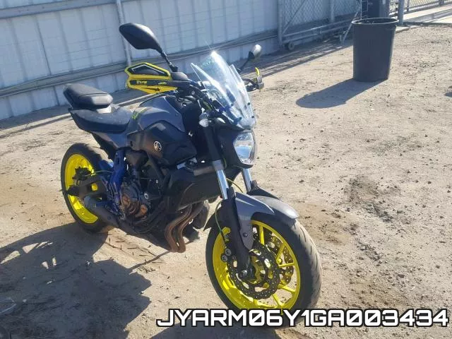 JYARM06Y1GA003434 2016 Yamaha FZ07, C