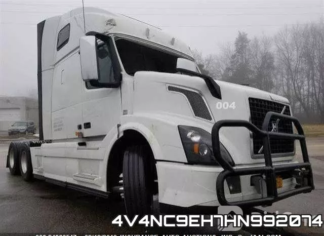 4V4NC9EH7HN992074 2017 Volvo VNL, L