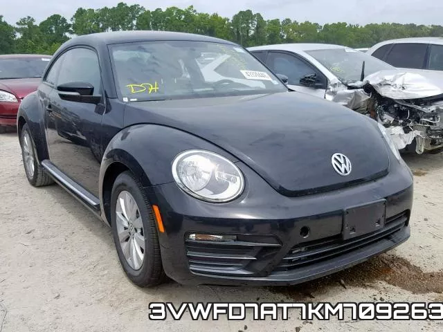 3VWFD7AT7KM709263 2019 Volkswagen Beetle, S