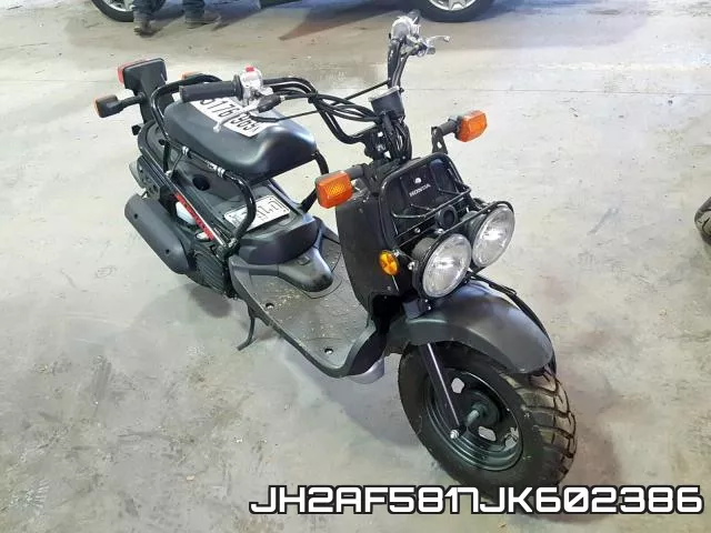 JH2AF5817JK602386 2018 Honda NPS50