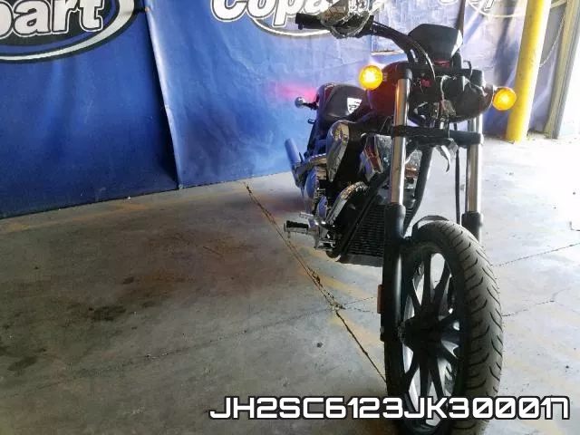 JH2SC6123JK300017 2018 Honda VT1300, CX