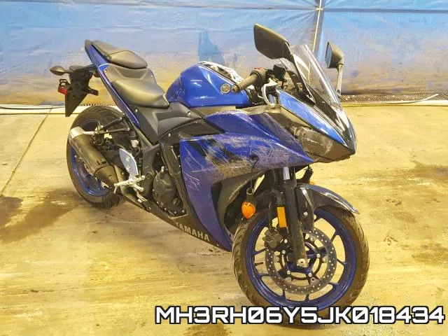 MH3RH06Y5JK018434 2018 Yamaha YZFR3