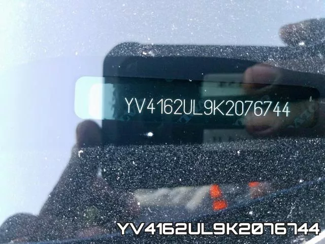 YV4162UL9K2076744 2019 Volvo XC40, T5 Inscription