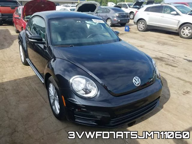 3VWFD7AT5JM711060 2018 Volkswagen Beetle, S