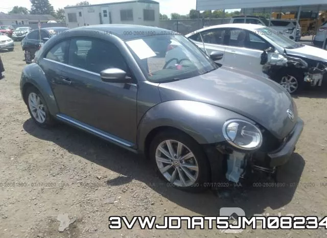 3VWJD7AT5JM708234 2018 Volkswagen Beetle, SE