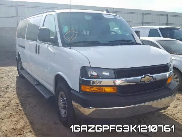 1GAZGPFG3K1210761 2019 Chevrolet Express, LT