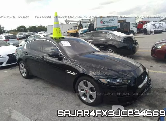 SAJAR4FX3JCP34669 2018 Jaguar XE