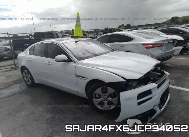 SAJAR4FX6JCP34052 2018 Jaguar XE