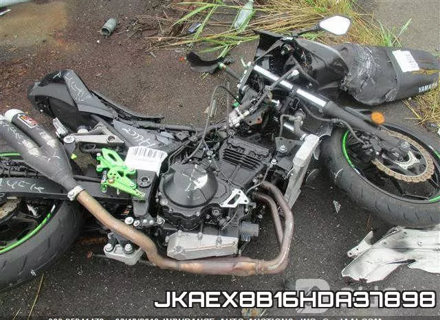 JKAEX8B16HDA37898 2017 Kawasaki EX300, B