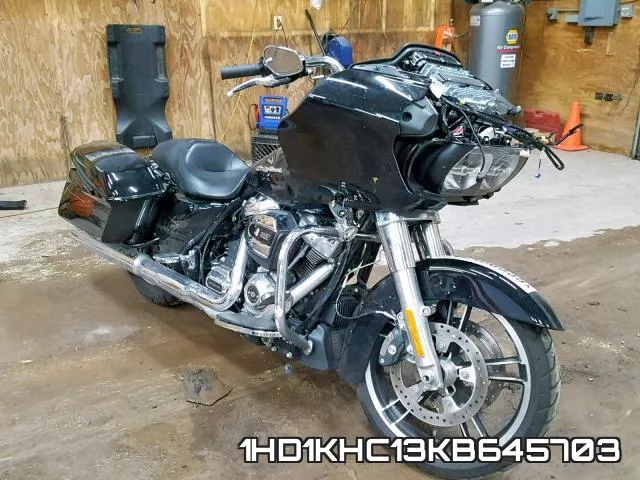 1HD1KHC13KB645703 2019 Harley-Davidson FLTRX