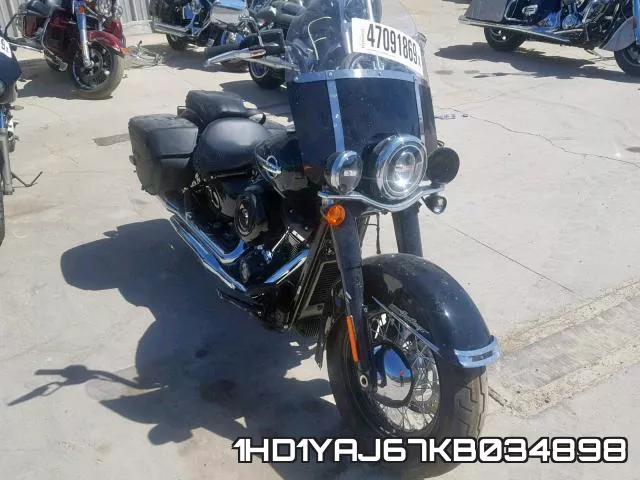 1HD1YAJ67KB034898 2019 Harley-Davidson FLHC