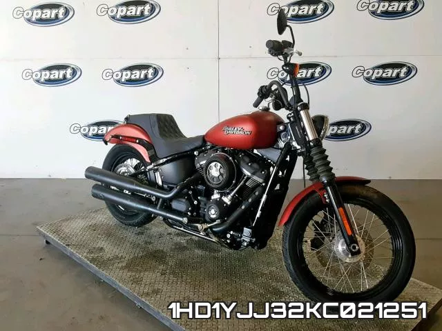 1HD1YJJ32KC021251 2019 Harley-Davidson FXBB