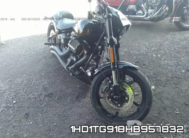 1HD1TG918HB957832 2017 Harley-Davidson FXSE