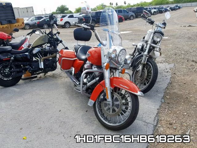 1HD1FBC16HB618263 2017 Harley-Davidson FLHR, Road King