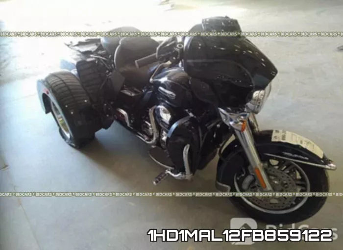 1HD1MAL12FB859122 2015 Harley-Davidson FLHTCUTG, Tri Glide Ultra