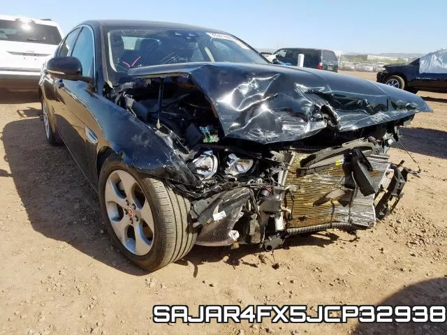 SAJAR4FX5JCP32938 2018 Jaguar XE