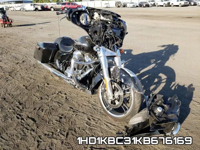 1HD1KBC31KB676169 2019 Harley-Davidson FLHX