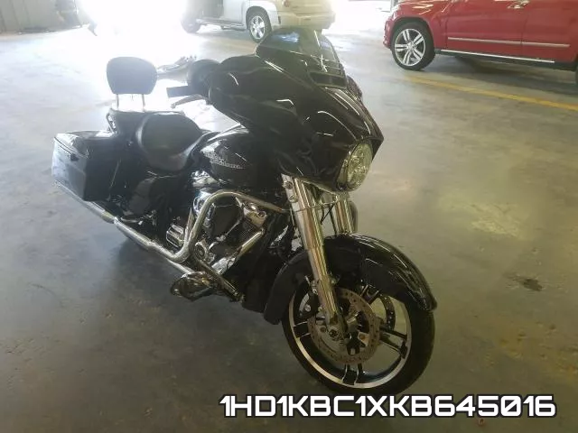 1HD1KBC1XKB645016 2019 Harley-Davidson FLHX