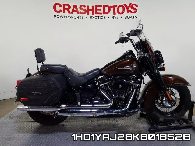1HD1YAJ28KB018528 2019 Harley-Davidson FLHC