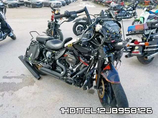 1HD1TCL12JB958126 2018 Harley-Davidson FLTRXSE, Cvo Road Glide