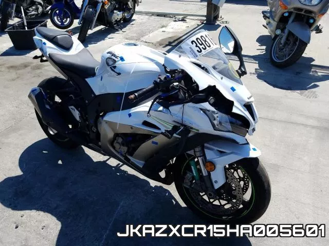 JKAZXCR15HA005601 2017 Kawasaki ZX1000, R