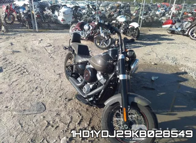 1HD1YDJ29KB028549 2019 Harley-Davidson FLSL