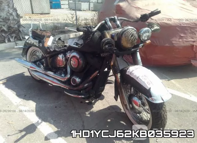 1HD1YCJ62KB035923 2019 Harley-Davidson FLDE