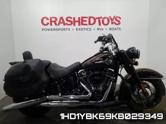 1HD1YBK69KB029349 2019 Harley-Davidson FLHCS