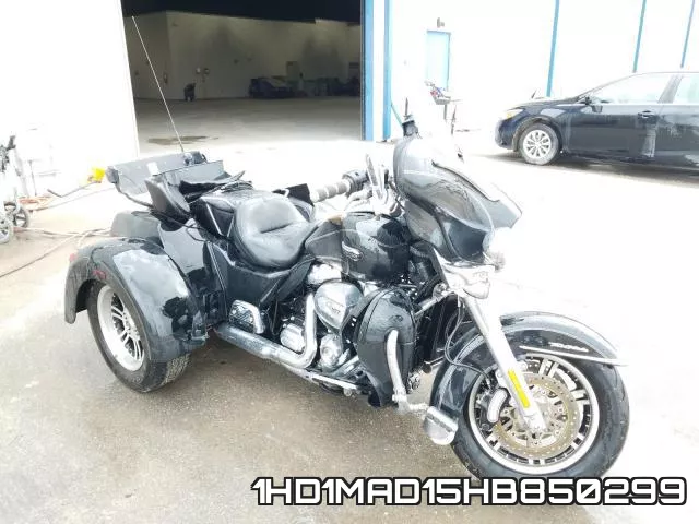 1HD1MAD15HB850299 2017 Harley-Davidson FLHTCUTG, Tri Glide Ultra